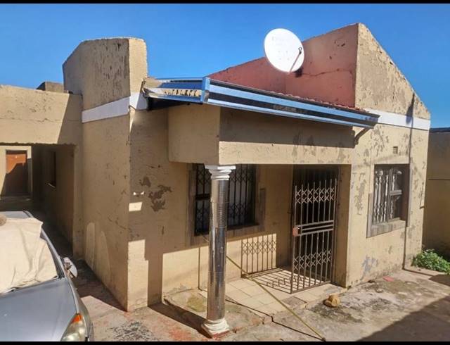 3 BEDROOM HOUSE FOR SALE IN THULANI